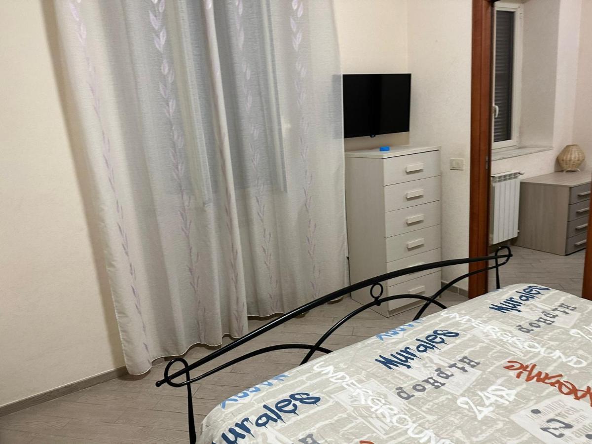 Roma Chic Residenza Gemelli Apartment Ngoại thất bức ảnh