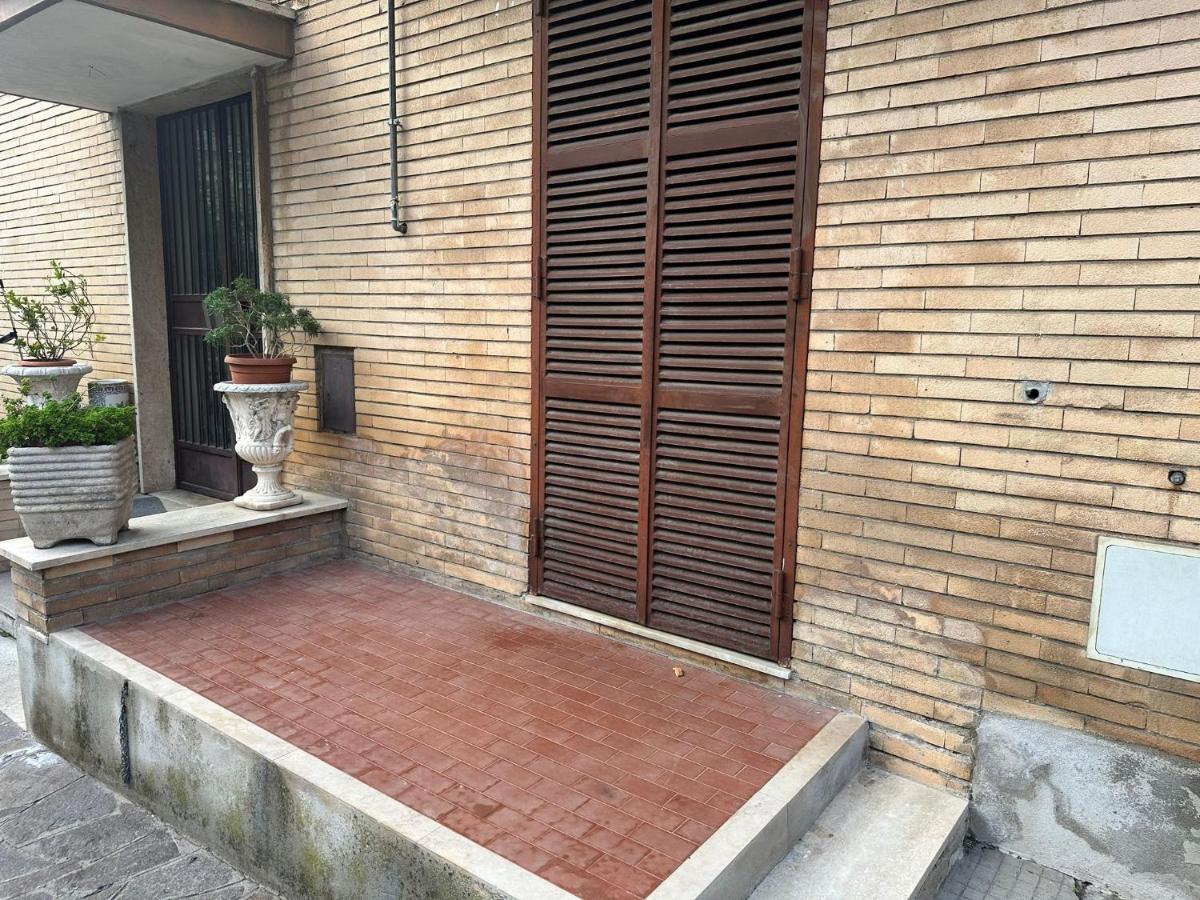 Roma Chic Residenza Gemelli Apartment Ngoại thất bức ảnh