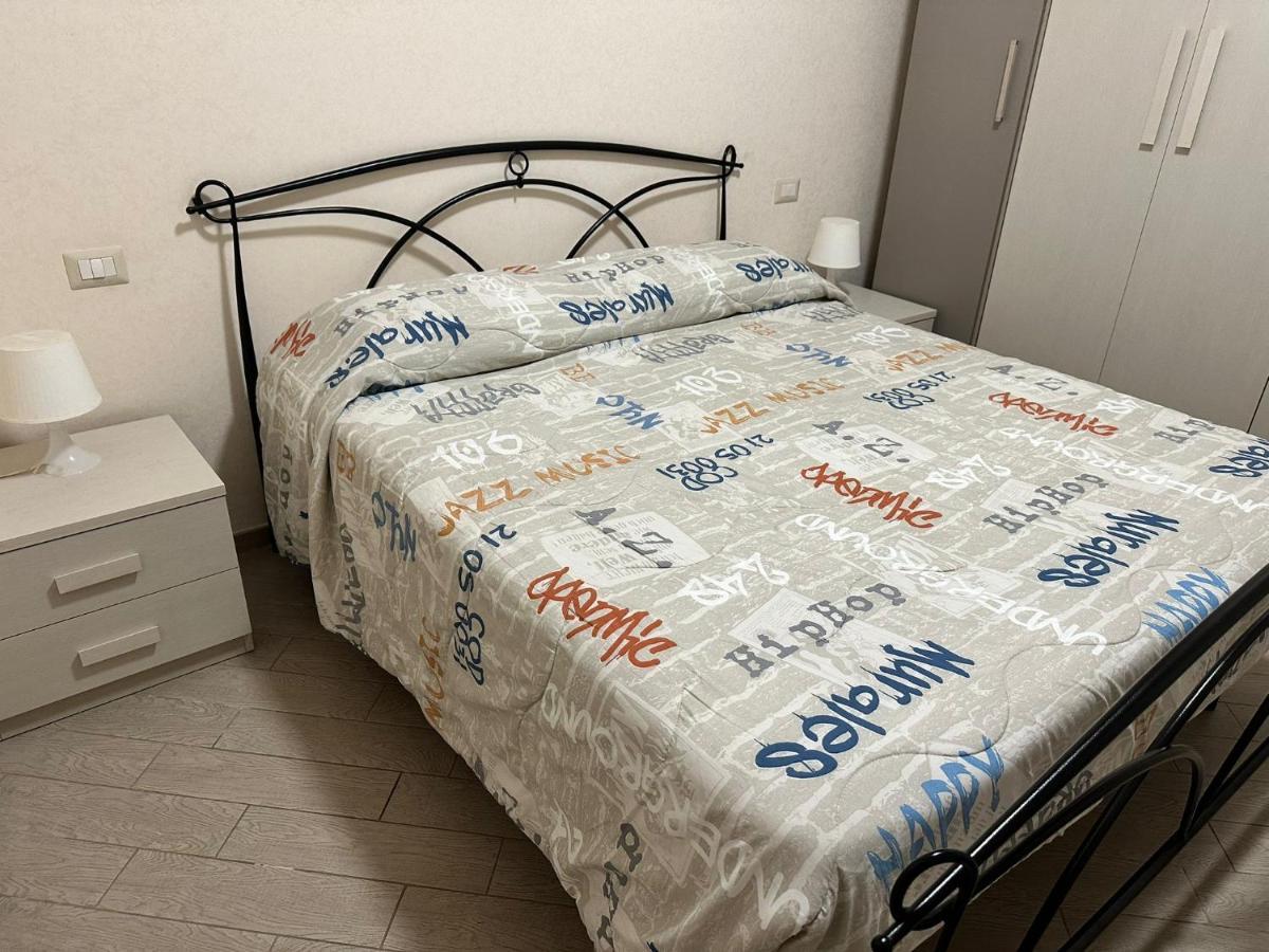 Roma Chic Residenza Gemelli Apartment Ngoại thất bức ảnh