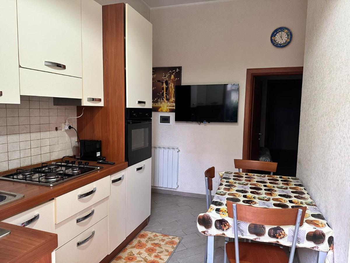Roma Chic Residenza Gemelli Apartment Ngoại thất bức ảnh