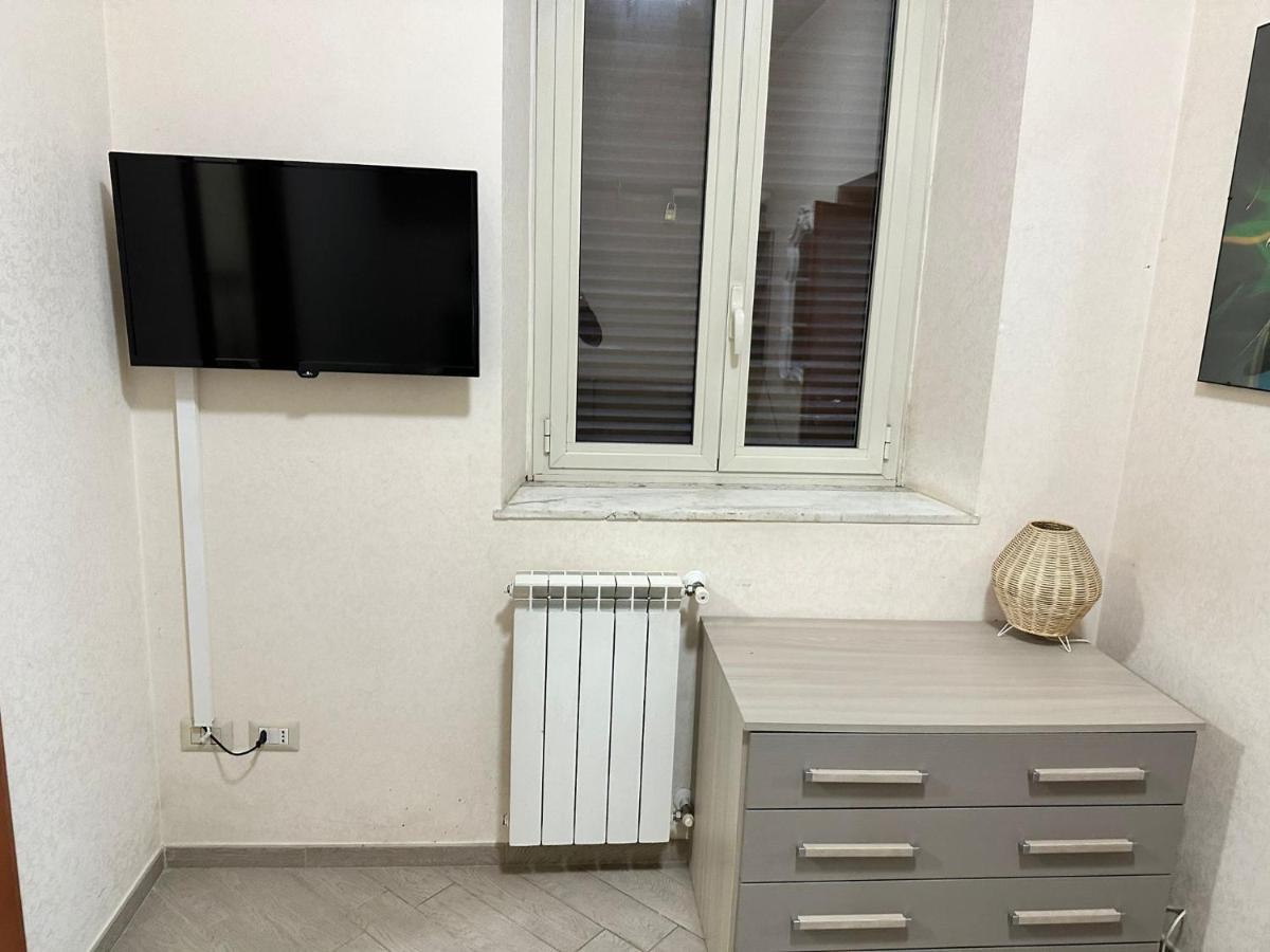 Roma Chic Residenza Gemelli Apartment Ngoại thất bức ảnh
