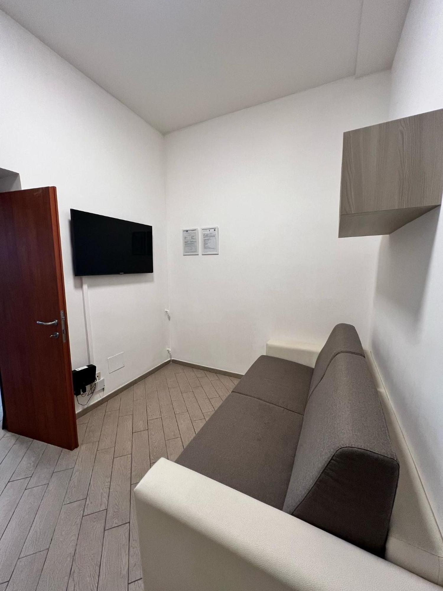 Roma Chic Residenza Gemelli Apartment Ngoại thất bức ảnh