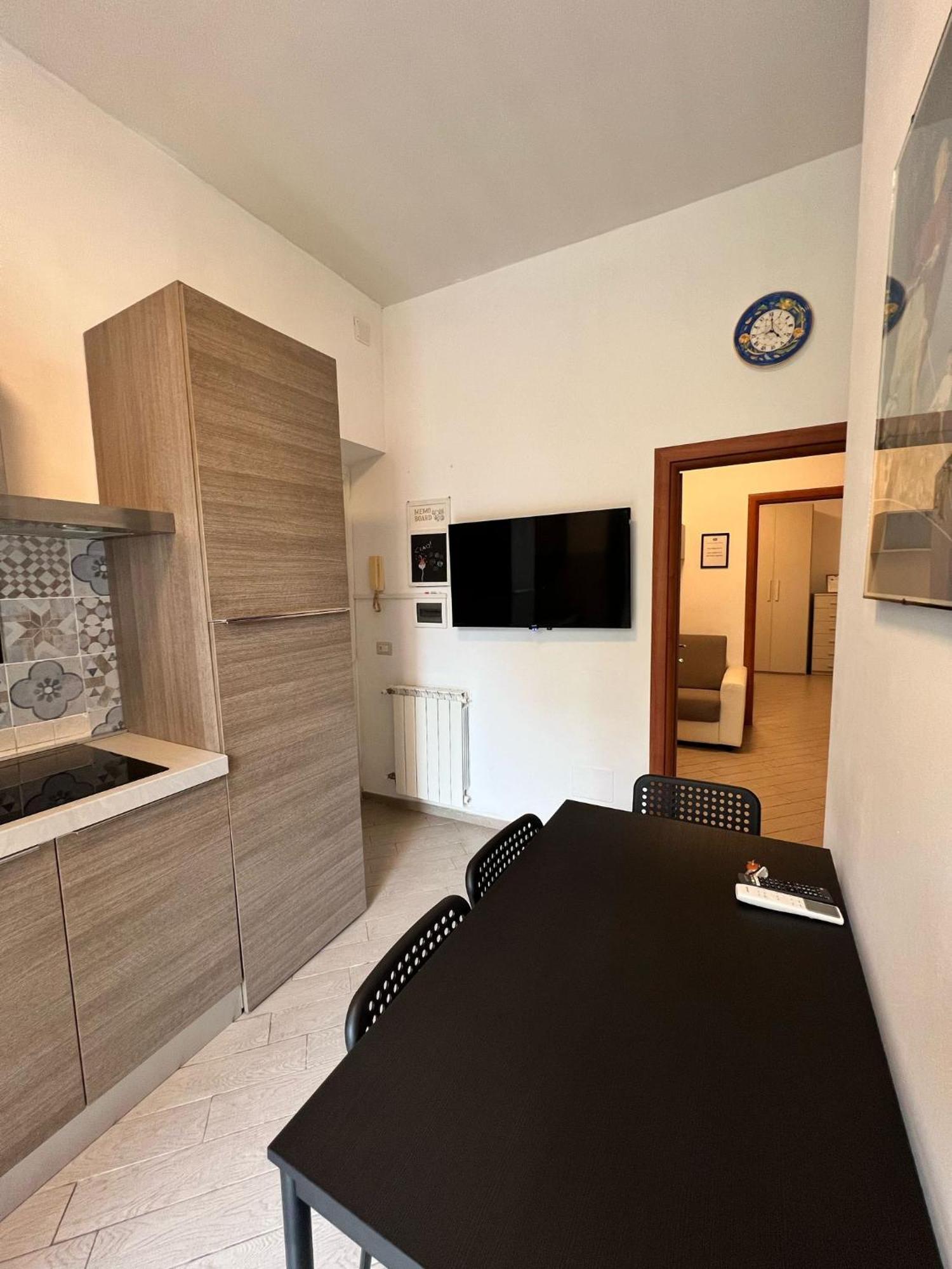 Roma Chic Residenza Gemelli Apartment Ngoại thất bức ảnh